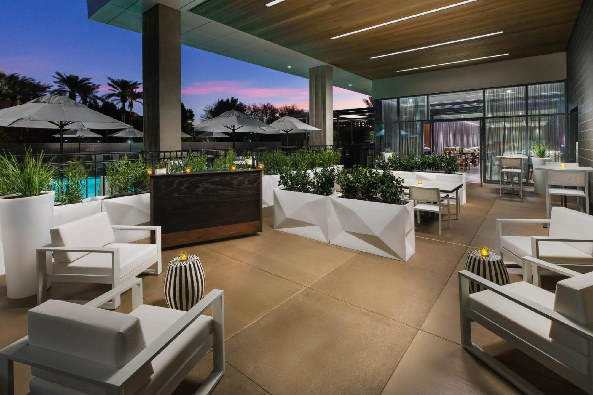 Ac Hotel By Marriott Scottsdale North Paradise Valley Exterior photo